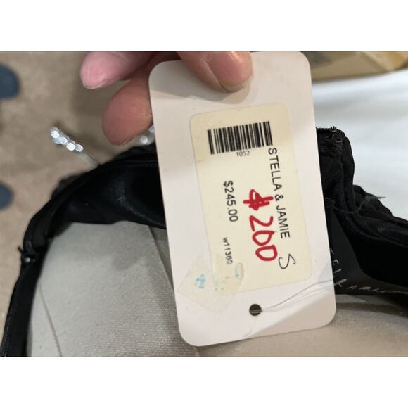 STELLA & JAMIE NEW NWT Black and Champagne Pleated Halter Open Back Dress Small - Picture 15 of 16